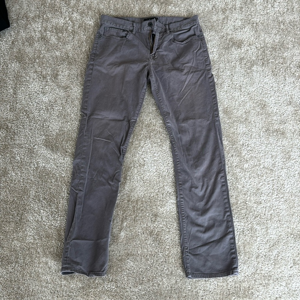 Lucky Brand Men’s Grey 121 Heritage Slim Jeans